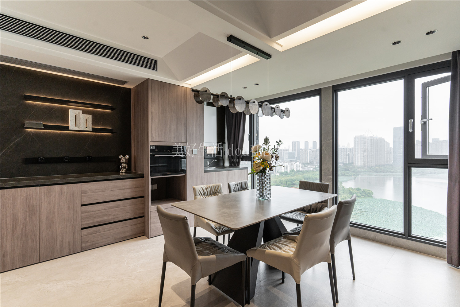 沙湖明珠裝修,意式輕奢,武漢裝修設計,武漢室內設計