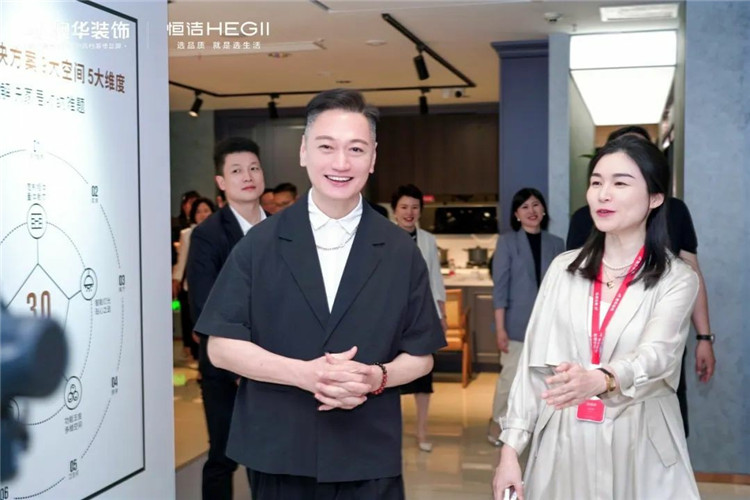 陶大宇,明星探店,澳華裝飾,武漢裝修